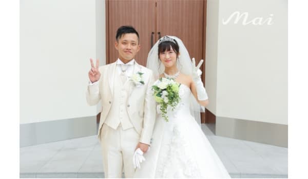 白いタキシードのお客様①のお客様画像